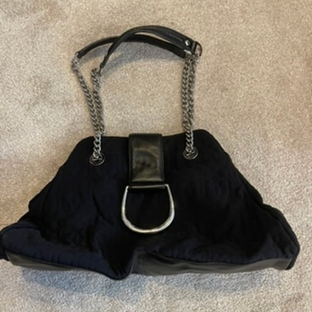 Donald J. Pliner Medium Black Purse with a Stitching Pattern and Silver Hardware